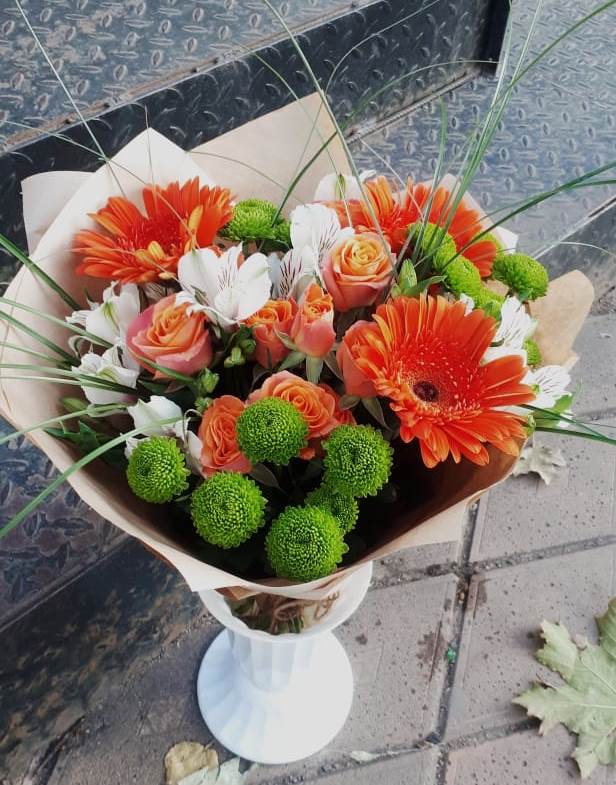 Букет цветов из: Герберы, Хризантемы, Альстромерии и Розы в Полетаево