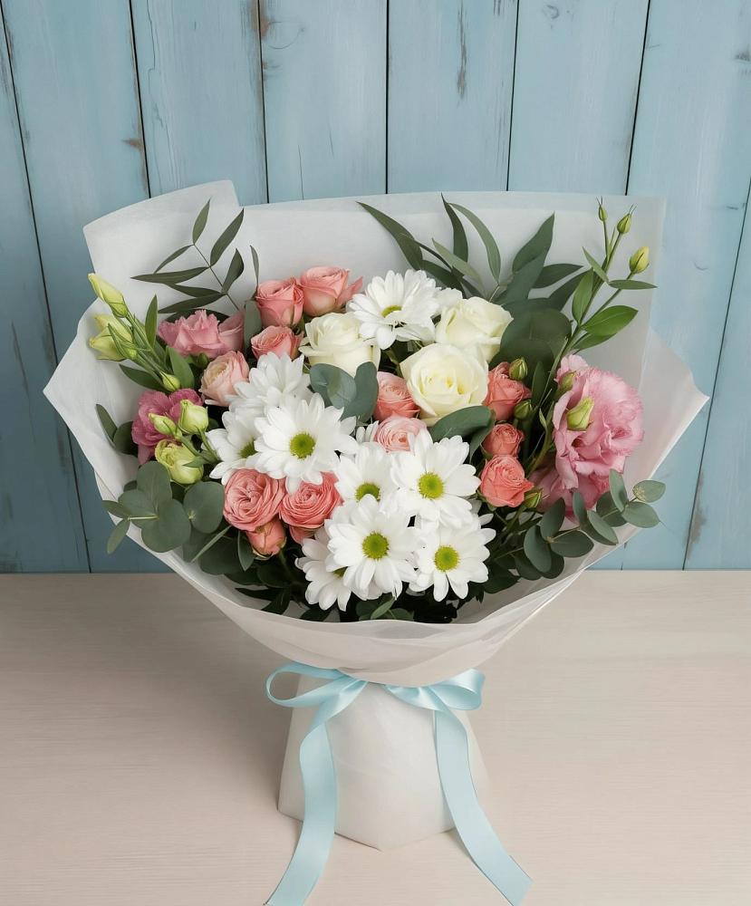 Букет цветов из: Розы, Лизиантусы и Хризантемы в Полетаево