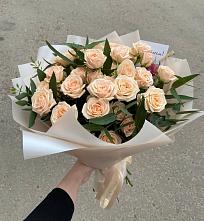 Букет Кремовые розы Латте в Полетаево