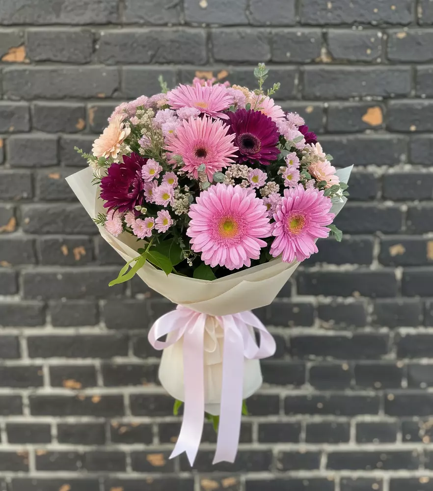 Букет цветов из: Герберы и Хризантемы в Полетаево