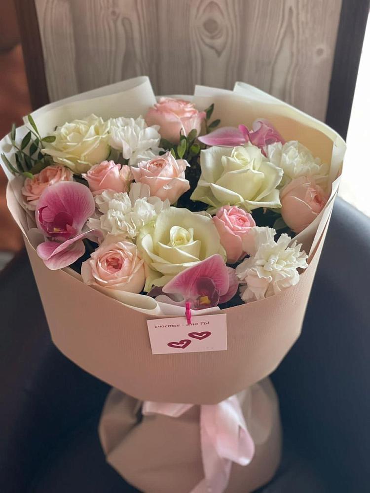 Букет цветов из: Орхидеи, Розы и Гвоздики в Полетаево