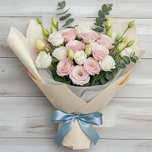 Букет цветов из:  Лизиантусы в Полетаево