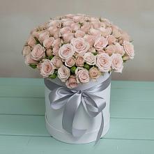 Цветочная композиция из Розы в шляпной коробке в Полетаево