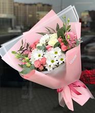 Букет цветов из:  Розы, Лизиантусы и Хризантемы в Полетаево
