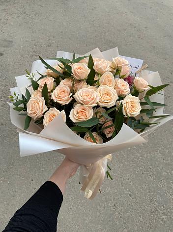 Букет Кремовые розы Латте в Полетаево
