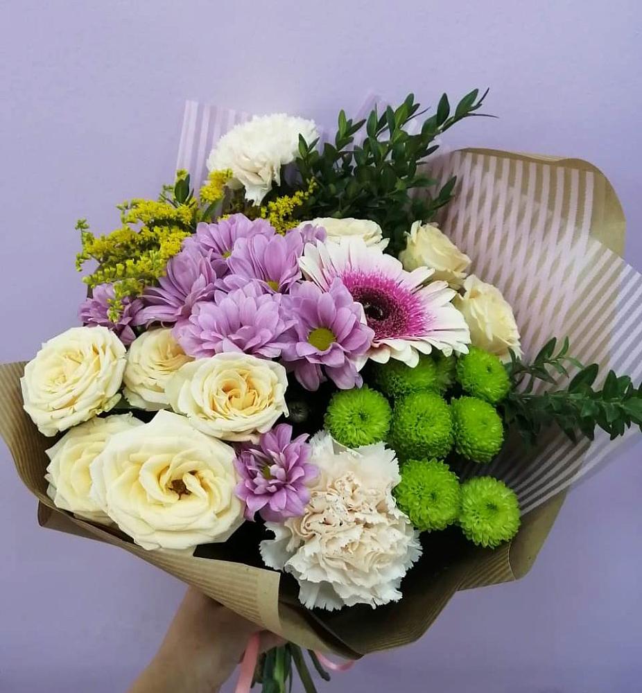 Букет цветов из: Хризантемы, Розы, Гвоздики и Герберы в Полетаево