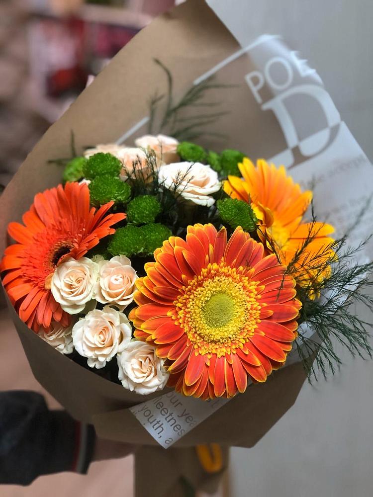 Букет цветов из: Герберы, Хризантемы и Розы в Полетаево