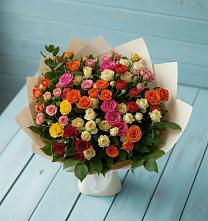 Букет Микс из разноцветных кустовых роз в Полетаево