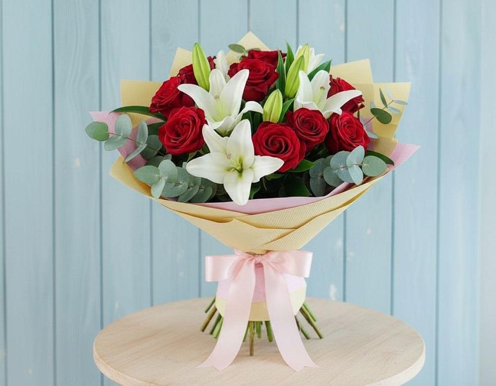 Букет цветов из: Лилии и Розы в Полетаево